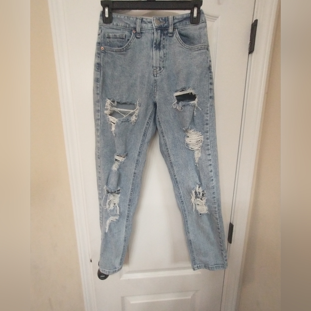 Wild Fable Ripped Light Blue Ankle Jeans